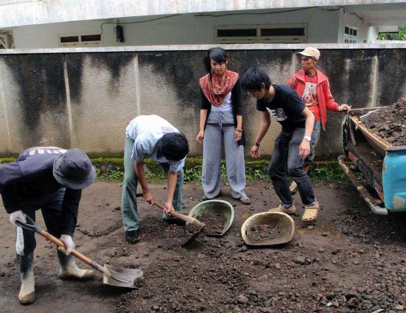 Multifaith Program in Indonesia Inspires One Family under God