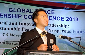 Dr. Moon Addresses International Peacemakers at Opening Plenary of Global Peace Leadership Conference Abuja 2013