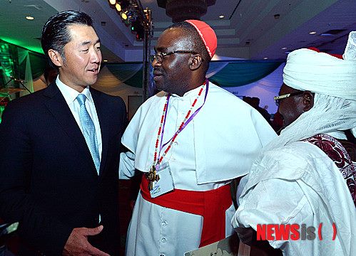 Hyun Jin Moon, Hyun Jin Preston Moon, Hyun Jin P. Moon, Global Peace Foundation, African Dream, sustainable development, moral and innovative leadership, Nigeria Interfaith- Hyun Jin Moon and Bishop Sunday Onuoha