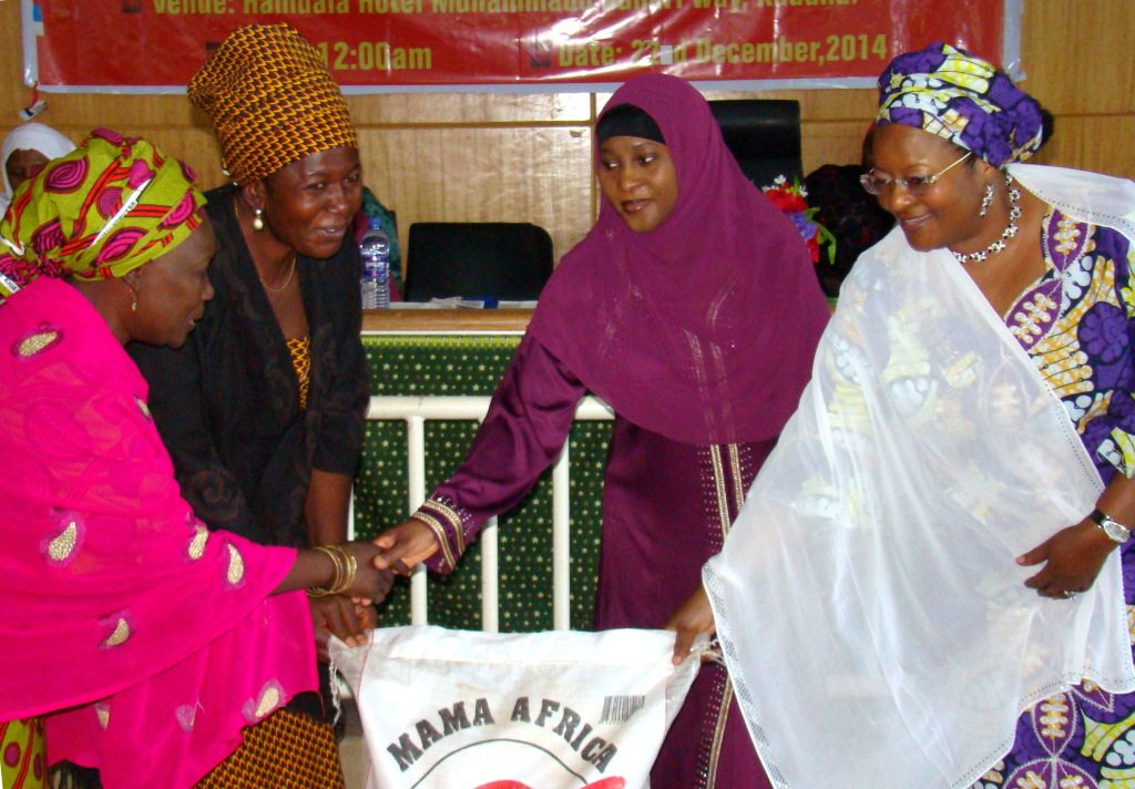 Women leaders from around Kaduna State, both Muslim and Christian, were present at the Christmas gathering. Participants were given a holiday gift, a bag of rice, sponsored by H.E. Hajiya Amina Namadi Sambo, wife of the vice president of Nigeria, and H.E. Hajiya Fatima Ramalan Yero, wife of the Governor of Kaduna State.
