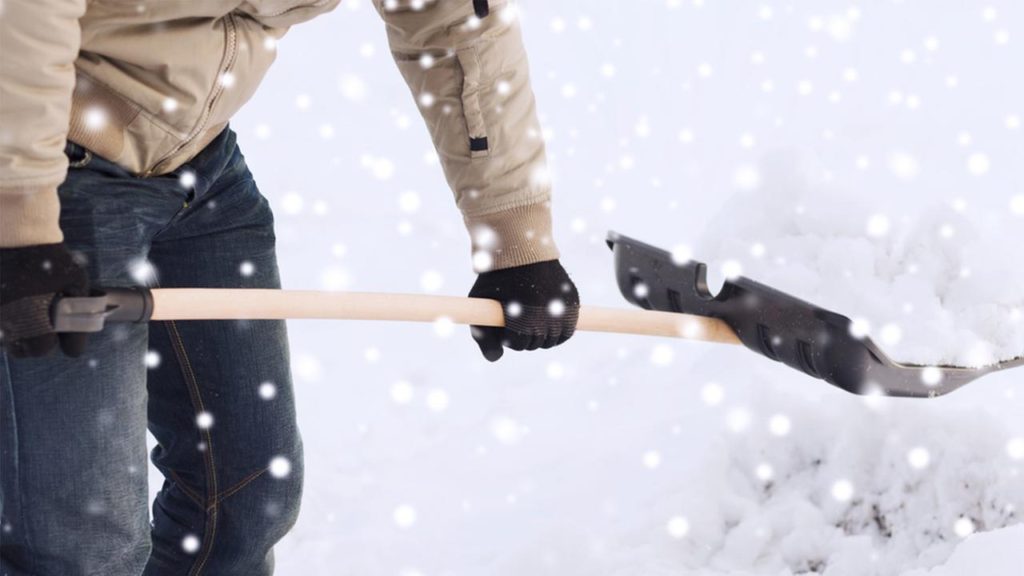 Christmas-snow-shovel