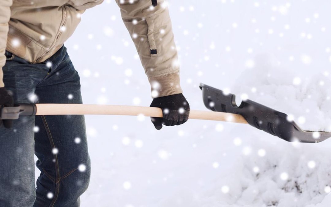Christmas-snow-shovel