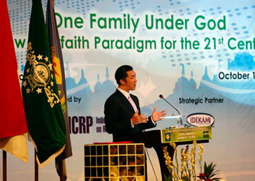Dr. Hyun Jin Moon Speaks at Interfaith Summit in Jakarta, Indonesia